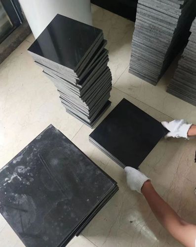 墓碑好石材:四川冕寧縣鳳凰黑石材欣賞