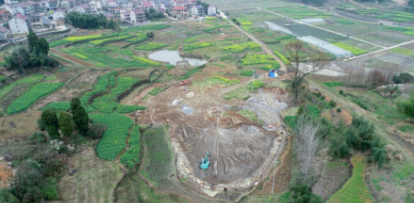 浙江桐廬鐘山鄉(xiāng):4坐石材礦山(芝麻黑)已全部關停,灰山白水到綠水青山變金山銀山 浙江桐廬石材