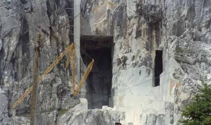 干貨分享給家里有礦的石材小伙伴:石材礦山開采工藝與設備解析 石材礦山開采工藝與設備解析