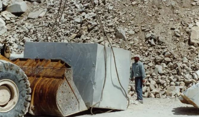 干貨分享給家里有礦的石材小伙伴:石材礦山開采工藝與設備解析 石材礦山開采工藝與設備解析