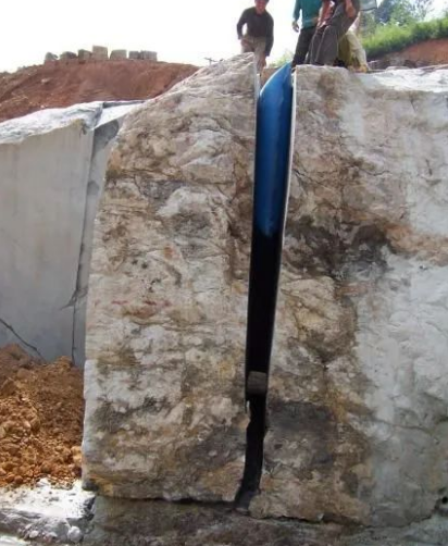 干貨分享給家里有礦的石材小伙伴:石材礦山開采工藝與設備解析 石材礦山開采工藝與設備解析