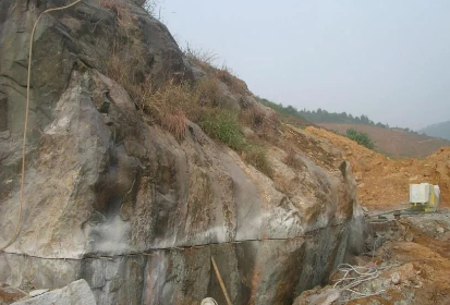 干貨分享給家里有礦的石材小伙伴:石材礦山開采工藝與設備解析 石材礦山開采工藝與設備解析