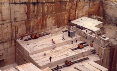 干貨分享給家里有礦的石材小伙伴:石材礦山開采工藝與設備解析 石材礦山開采工藝與設備解析