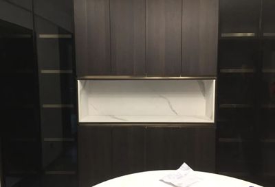 家里的鞋柜酒柜用石材做臺面的兩種方式和優缺點