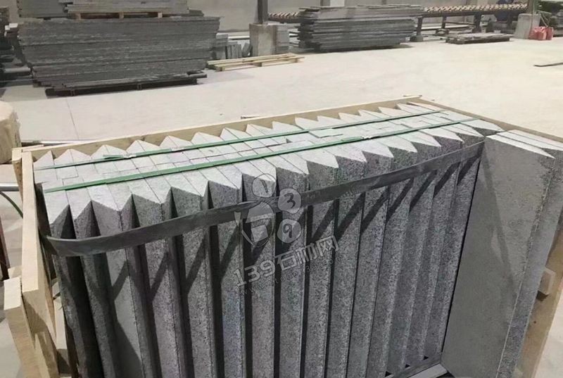 廣西鐘山芝麻黑荒料(廠礦一體)