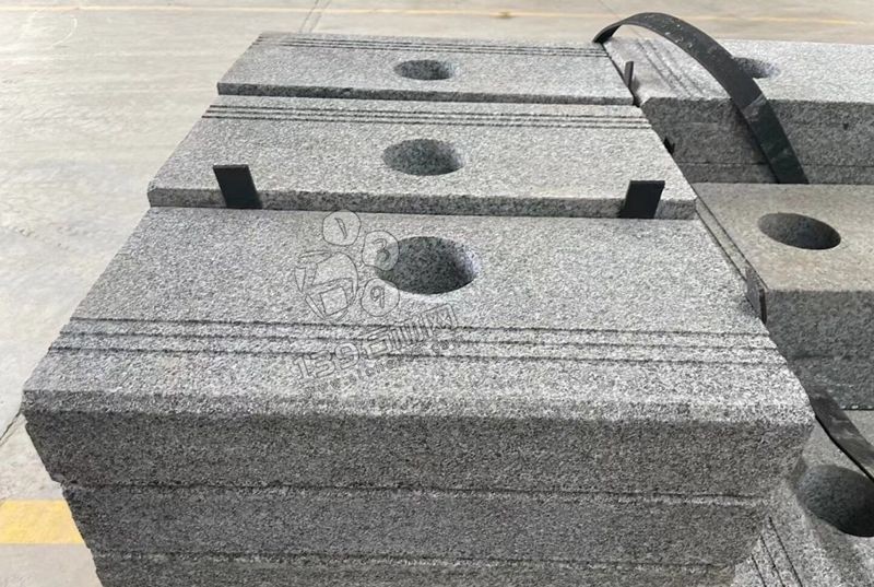 廣西鐘山芝麻黑荒料(廠礦一體)