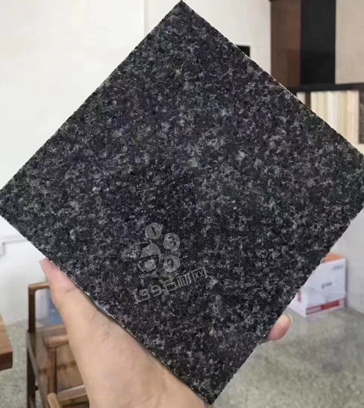 廣西芝麻黑礦山開采、金宏石業鐘山青(廠礦一體)