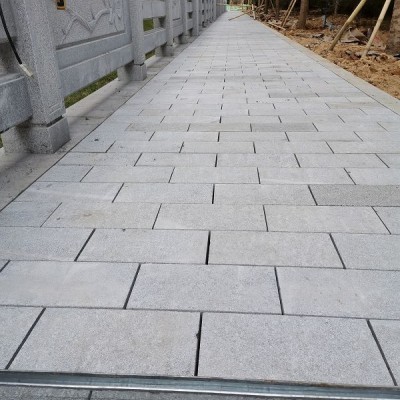 鋪地立墻異形都OK的芝麻灰 細膩典雅不失風度