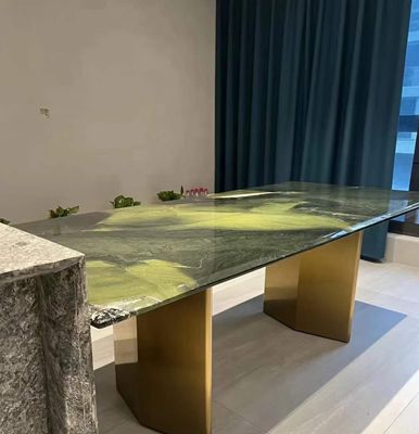 牛油果綠奢石高級(jí)色欣賞