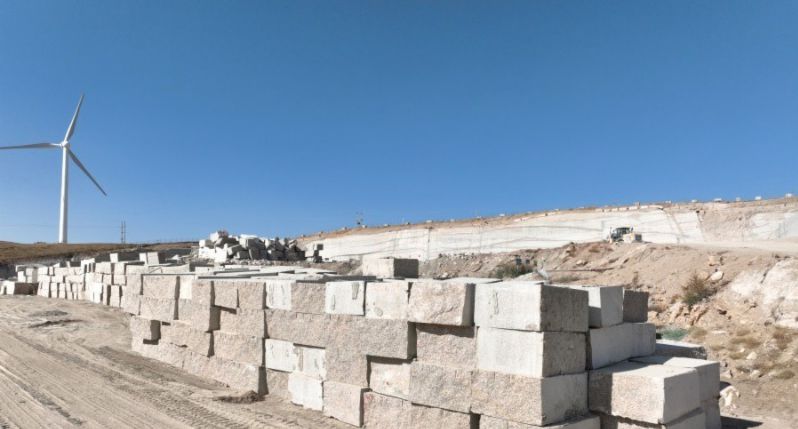 內(nèi)蒙古烏蘭察布化德縣長(zhǎng)順鎮(zhèn)西佳木斯(紅色花崗巖)飾面石材欣賞!