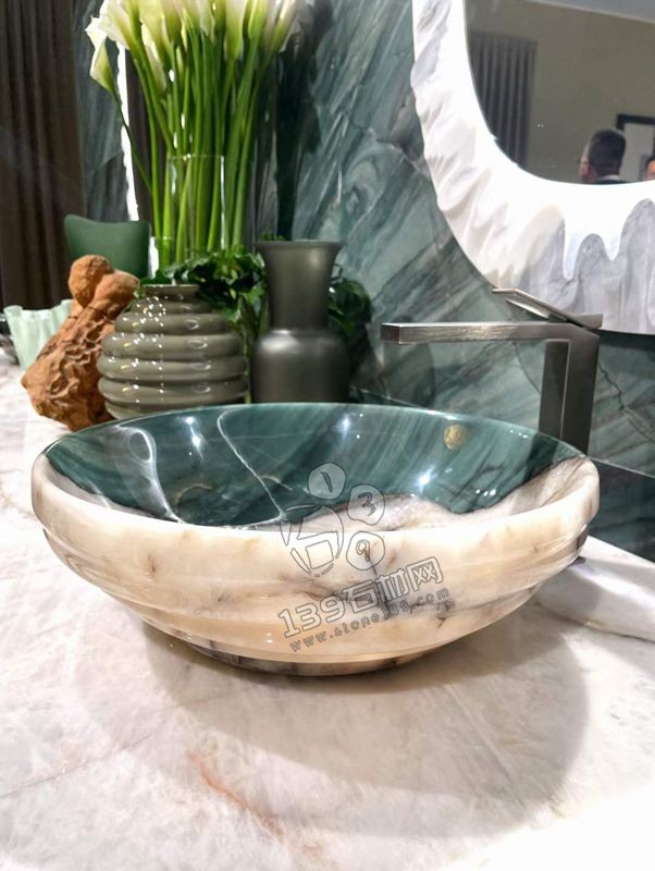 2023米蘭設計周/家具/燈光/設計中的那些石材元素