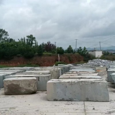 江西興國芝麻灰花崗巖荒料批發