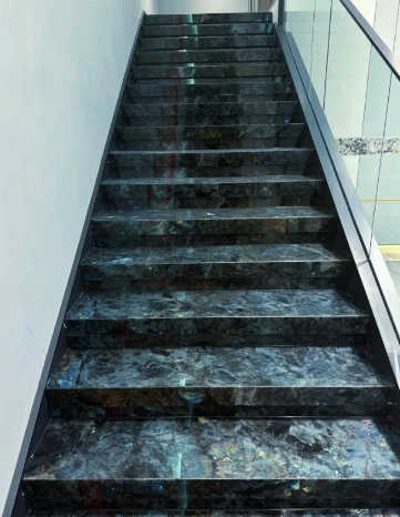 價格暴漲的幾款天然石材產品介紹 冷翡翠 藍翡翠 四季綠 寶格麗 大花白 超白洞