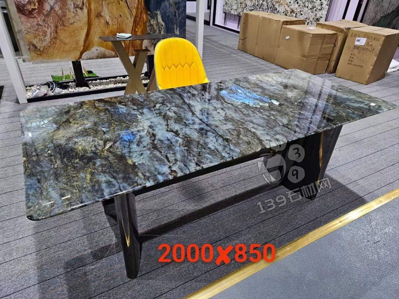 藍(lán)翡翠奢石餐桌