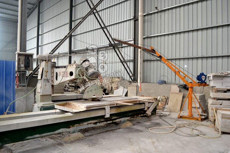 河南珍珠白麻花崗巖