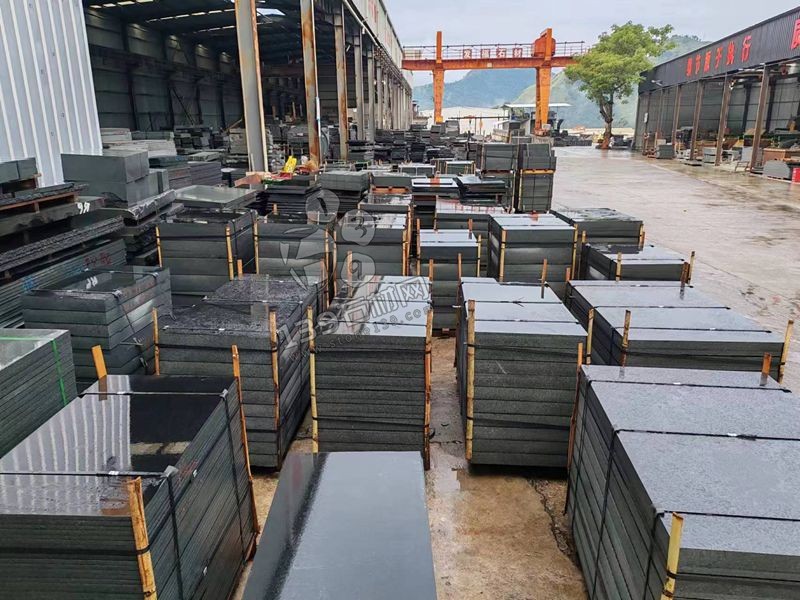 四川省攀枝花市米易縣發福礦業主營航天黑石材