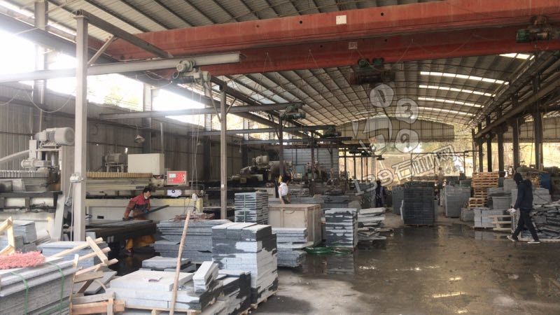 廣西桂發(fā)石材廠主營鐘山青(廣西芝麻黑G654)花崗巖