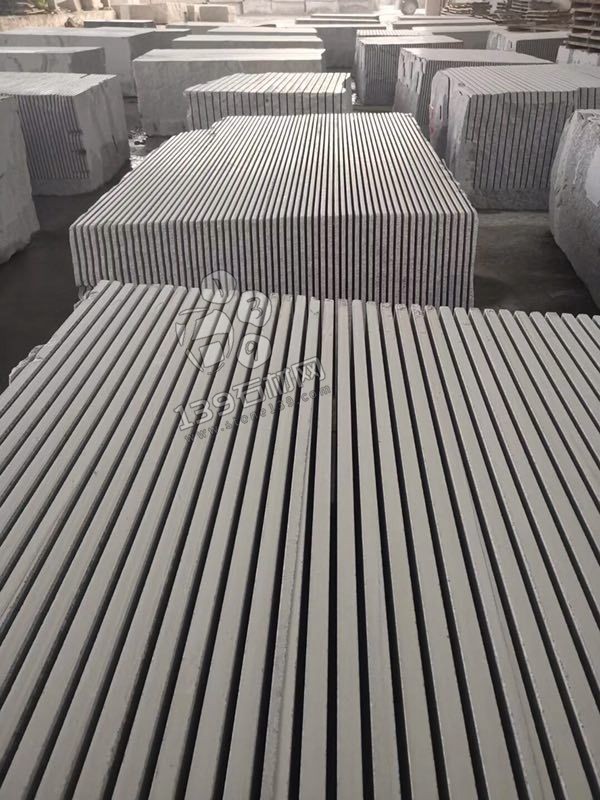 廣西桂發(fā)石材廠主營鐘山青(廣西芝麻黑G654)花崗巖