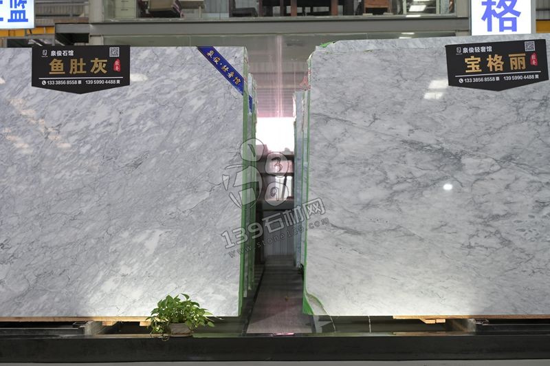 探秘泉俊輕奢館:五大石材與三大場館的華麗交織