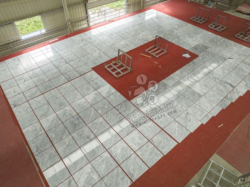 探秘泉俊輕奢館:五大石材與三大場館的華麗交織