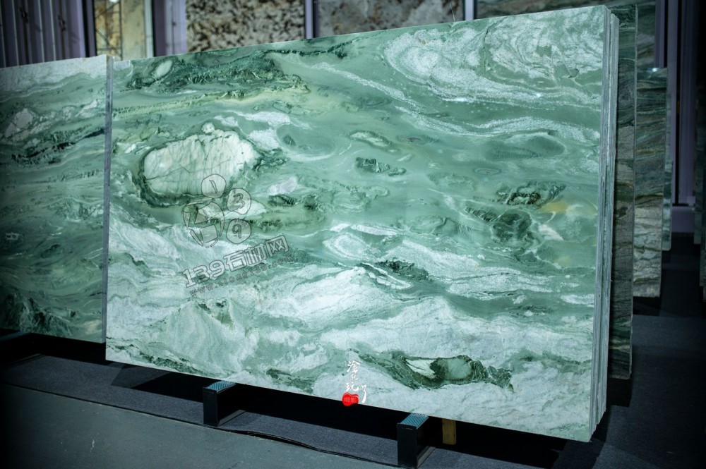 自然高級感+山水意境的國產(chǎn)維多利亞綠大理石分享