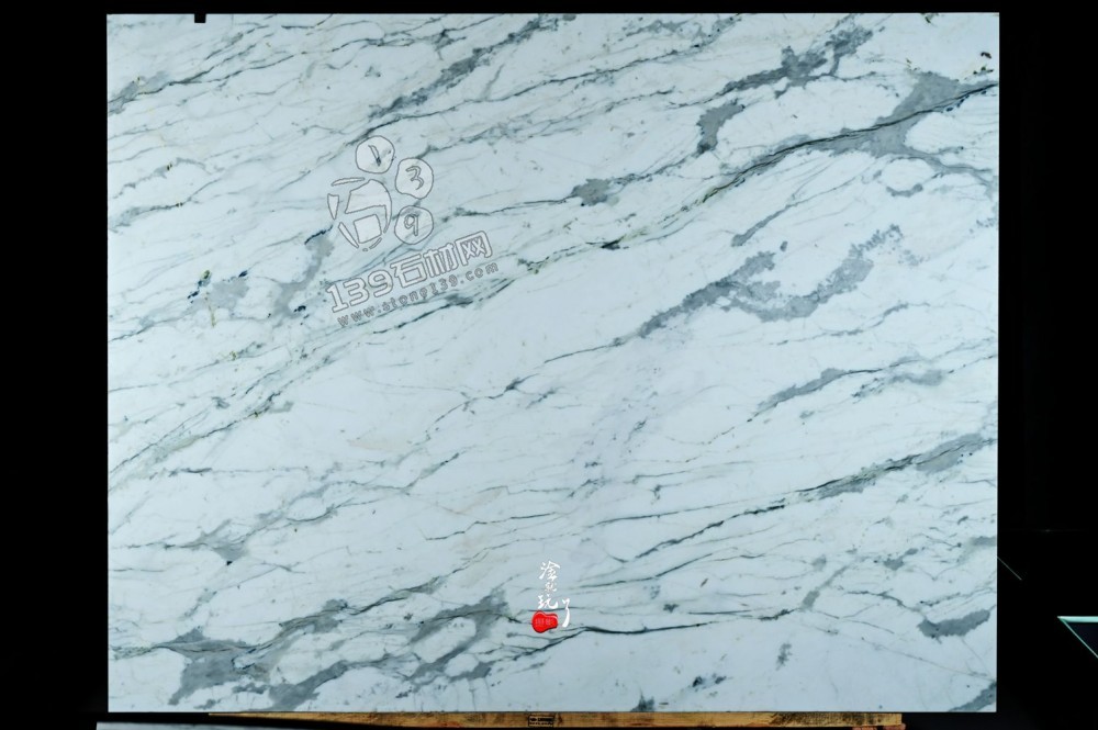 國產水墨魚肚白大理石 (極致平替進口魚肚白)